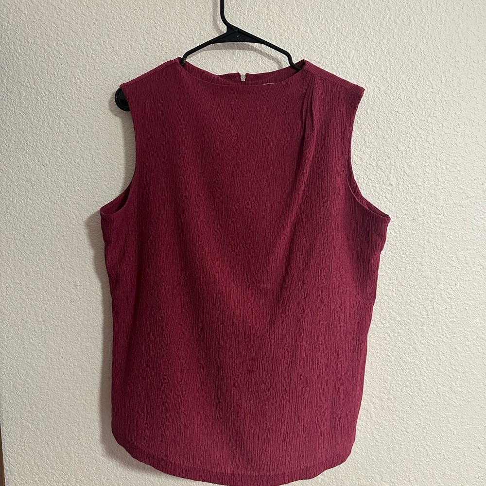 Calvin Klein Women’s Textured Pleat-Neck Sleeveless Top XL Office Career